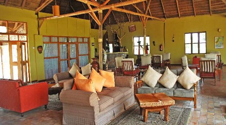 Ihamba Lakeside Safari Lodge