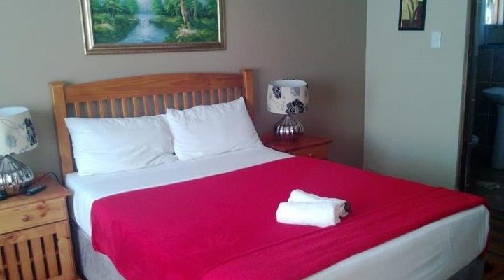 Smiling Tree Guesthouse - Simunye