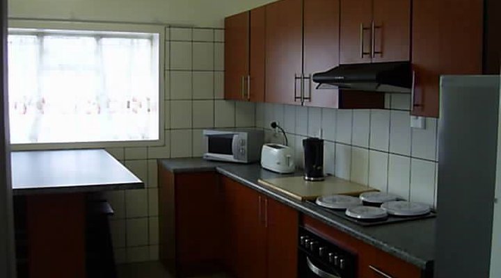 Ellie's Self-catering Unit