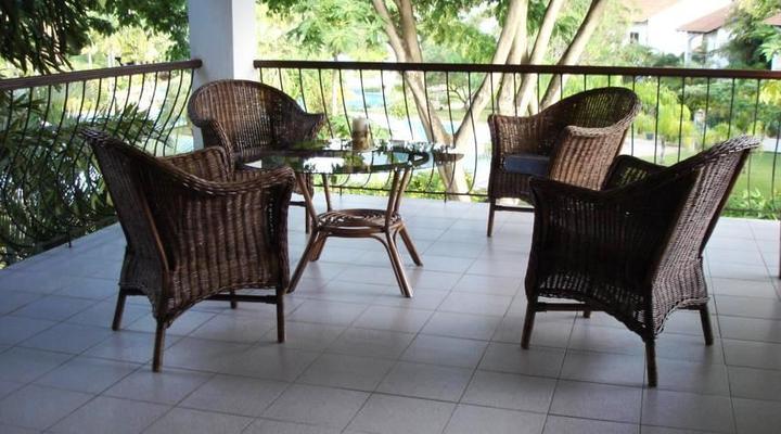 Woburn Residence Club