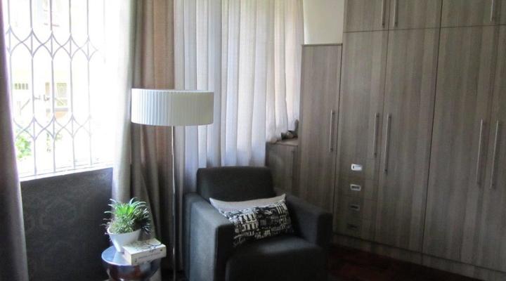 11 Red Mandarins Apartment No.3