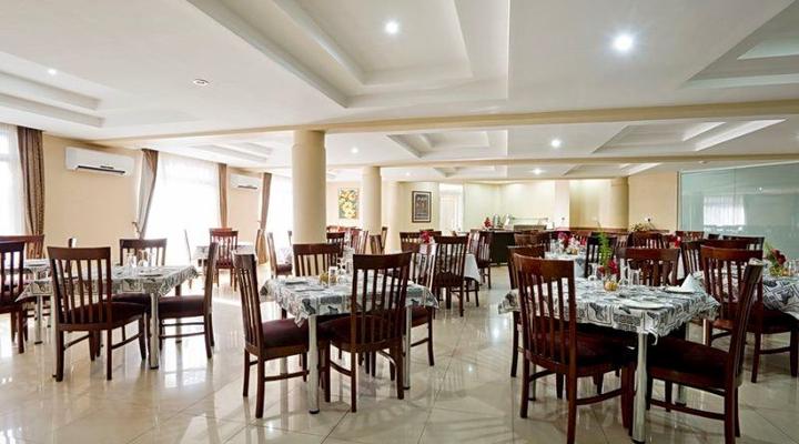 Afrique Suites Hotel