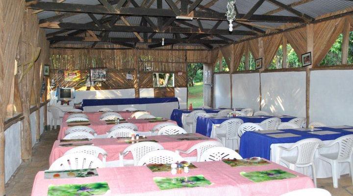 Pearl Gardens Beach Resort Kalangala