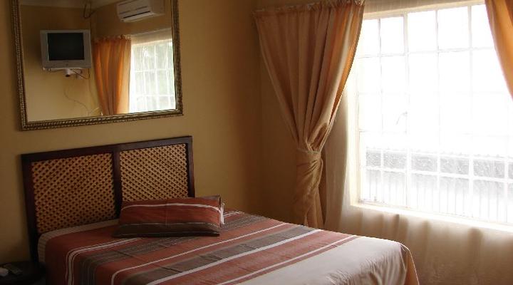 Delarey Overnight Facilities