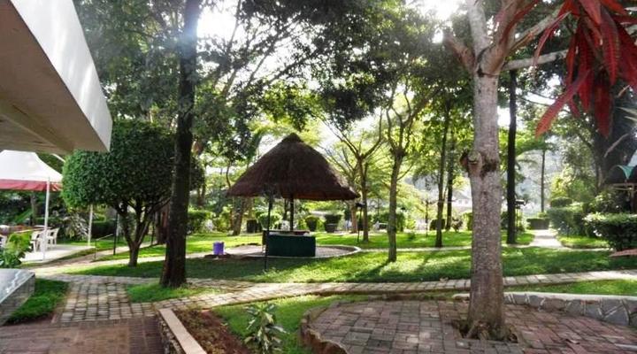 Hotel International 2000 Ltd