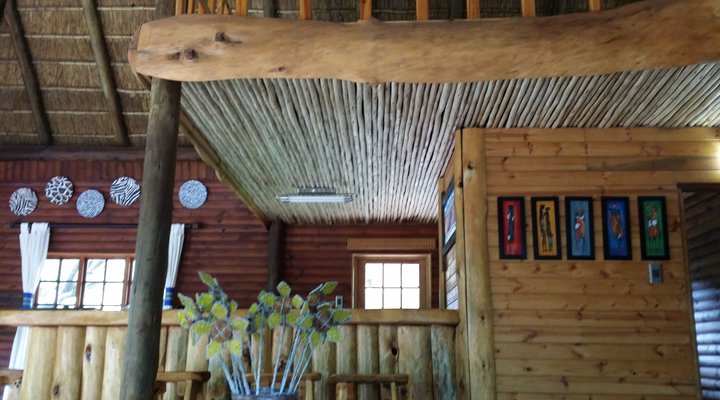 Bushveld River Thatch Retreat