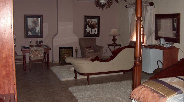 Villa Palmeira Guesthouse