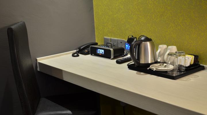 Cloud Hotel and Suites