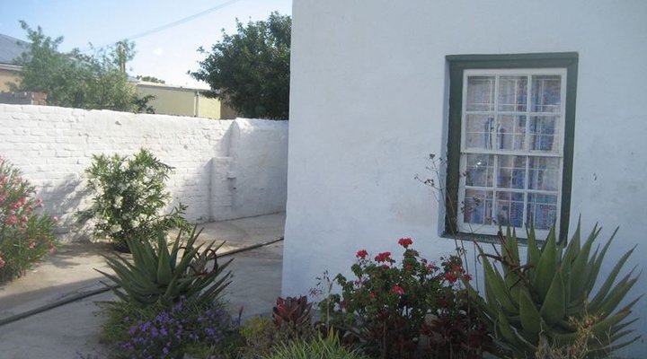 Blue Door Bed and Breakfast