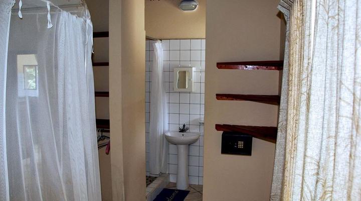 Campbell's Bay Resort & Marina