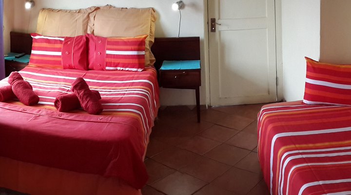 Nina's Pancake & Guest House