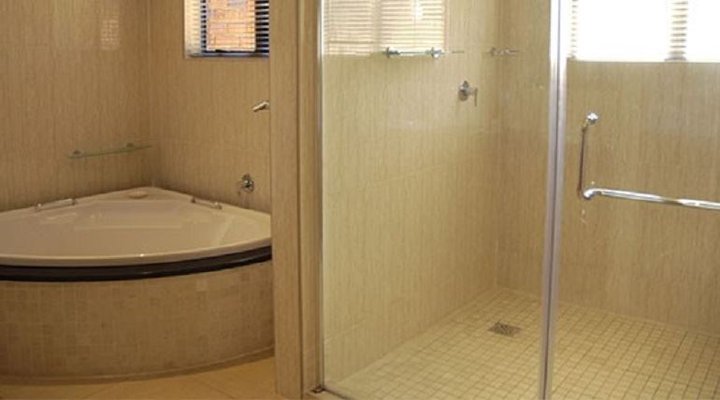 The Victoria Falls Deluxe Suites