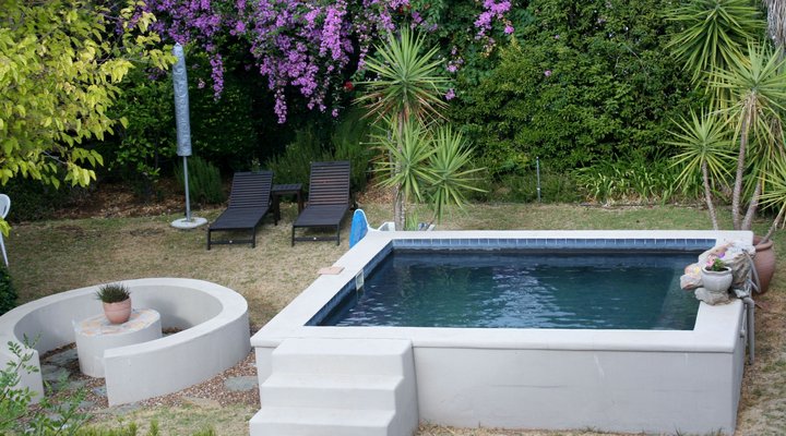 Four Oaks Guest House