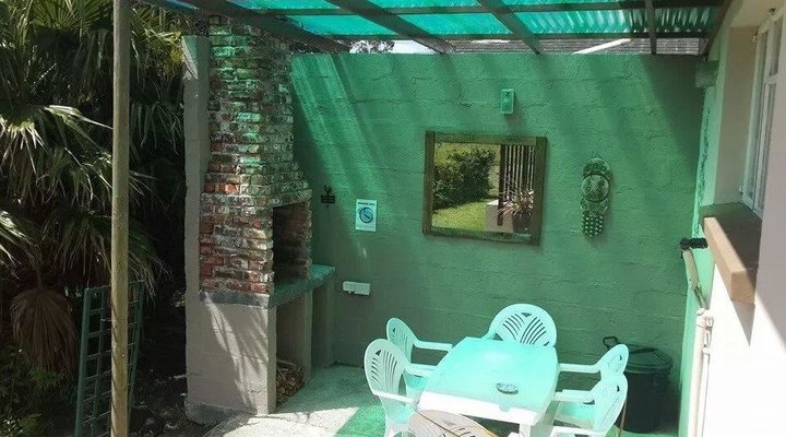 Chrisuella Self-Catering