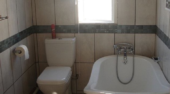 Beach House Accommodation – Mr Muscle