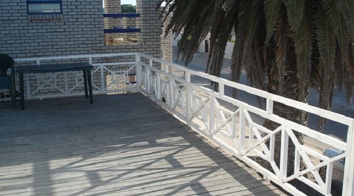 Beach House Accommodation – Mr Muscle