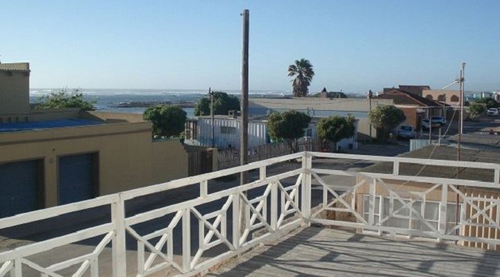 Beach House Accommodation – Mr Muscle