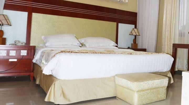 Hotel Africana and Convention Centre