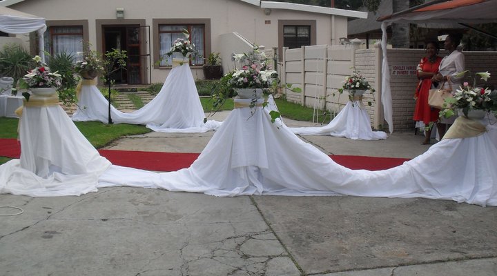 Tuskers Bed and Breakfast