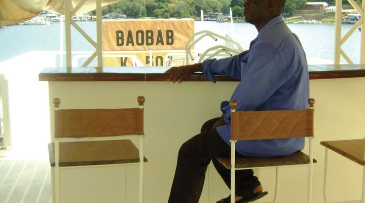Baobab Houseboat