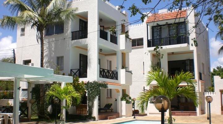 Wayside Beach Apartments