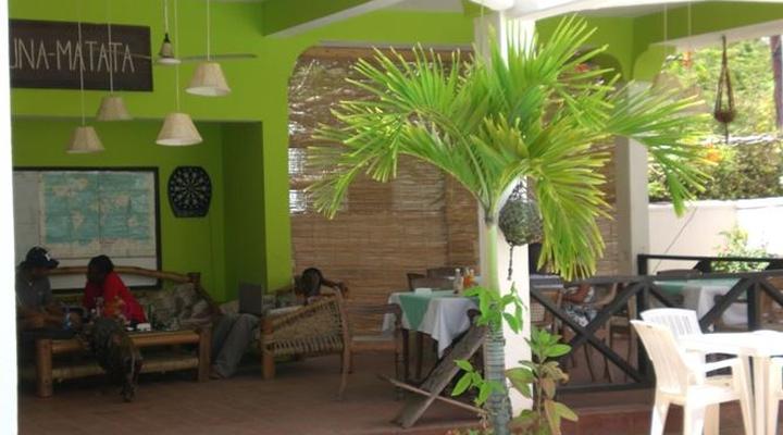 Wayside Beach Apartments