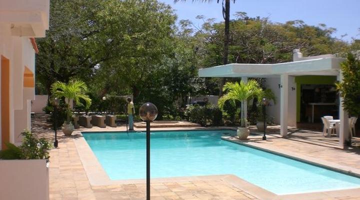 Wayside Beach Apartments