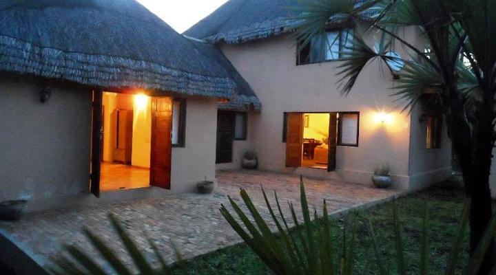 Dhow Bay Guest House