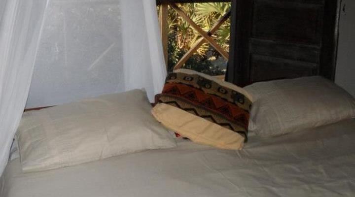 Dhow Bay Guest House