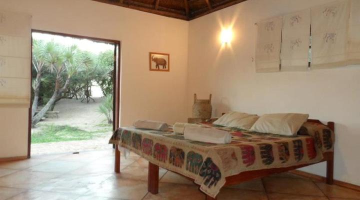 Dhow Bay Guest House