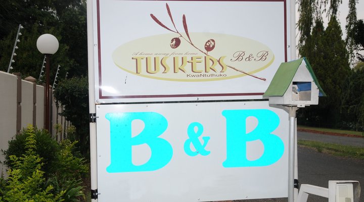 Tuskers Bed and Breakfast