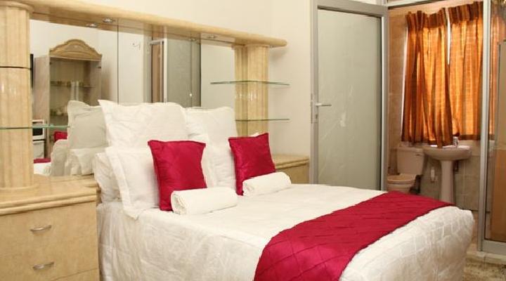 Three Trees Guest House - Southernwood