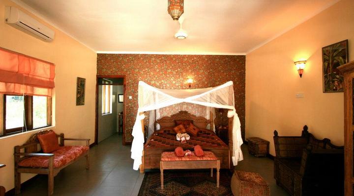 Echo Beach Hotel Resort