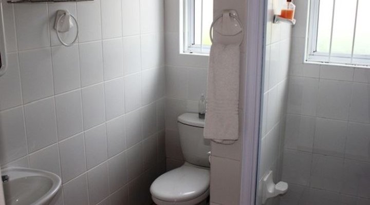 Beachfront Holiday Cottage