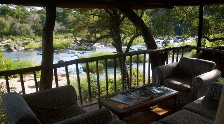 Bua River Lodge