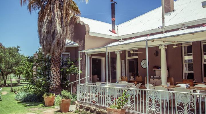 Nick's Place - Guest House and Restaurant