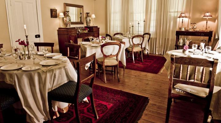 Nick's Place - Guest House and Restaurant