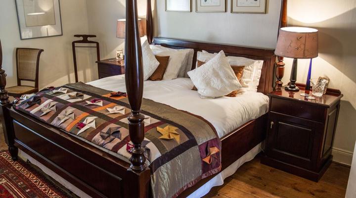 Nick's Place - Guest House and Restaurant