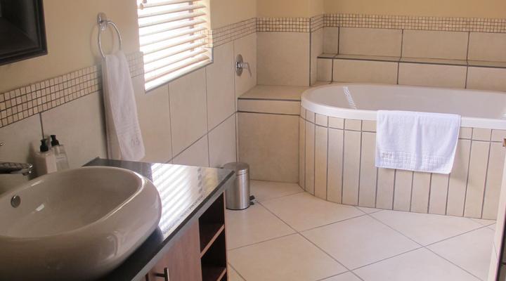 398 Vaal de Grace Golf Estate