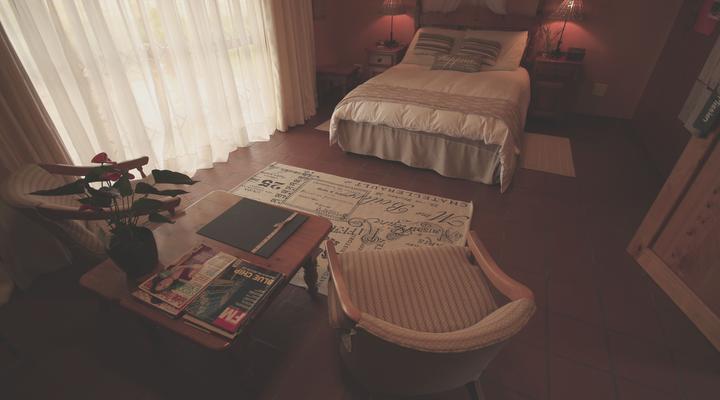 O Live Life Guest House - La Rochelle Farm