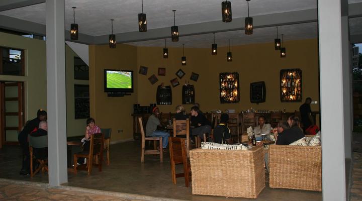 Weru Weru River Lodge