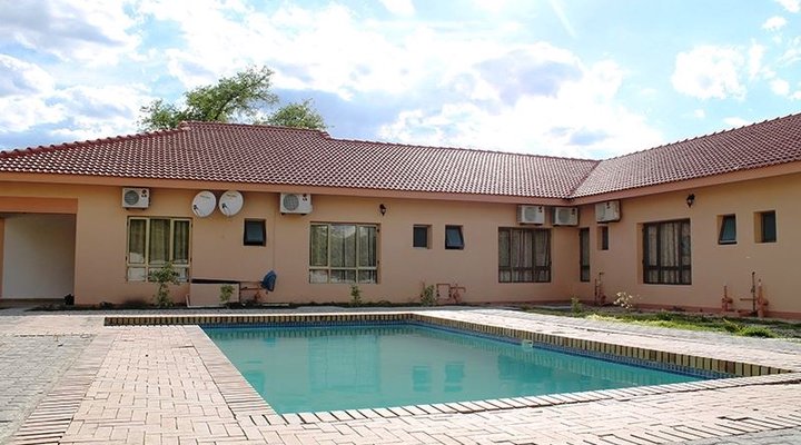 Okavango Roadside Guesthouse