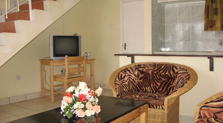 Harlequin Suites Hotel