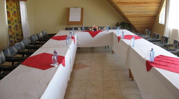 Harlequin Suites Hotel