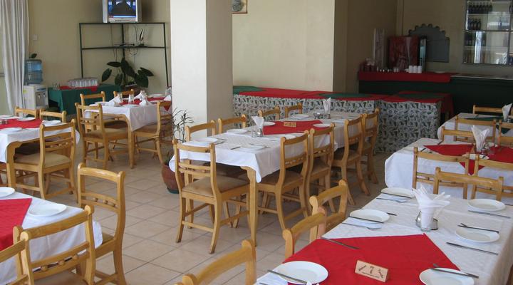 Harlequin Suites Hotel