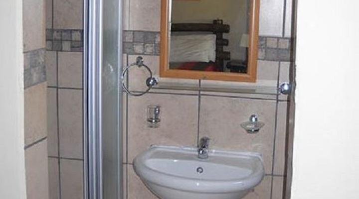 Olive Grove Country Lodge