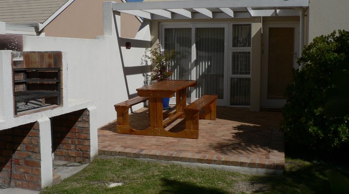 Beach and Braai House Cape Town