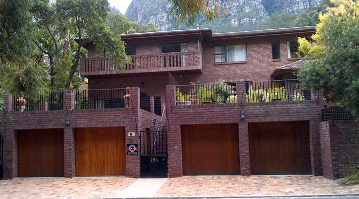 Kirstenbosch Forest Lodge