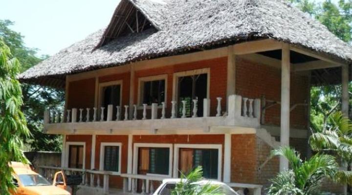 Diani Campsite and Cottages