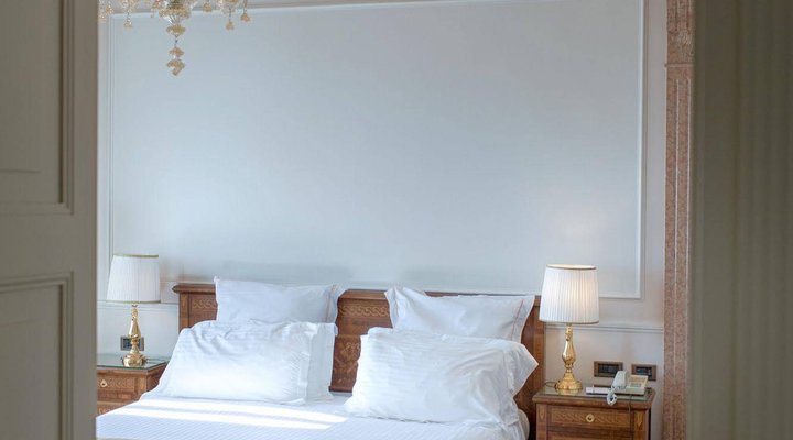 Villa Cortine Palace Hotel